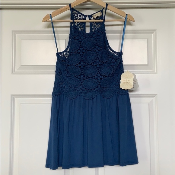 Altar'd State Tops - NEW ALTAR’D STATE Women Lace/Cotton Blue Top sz S